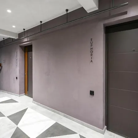 Olvios Luxury Апартаменти *